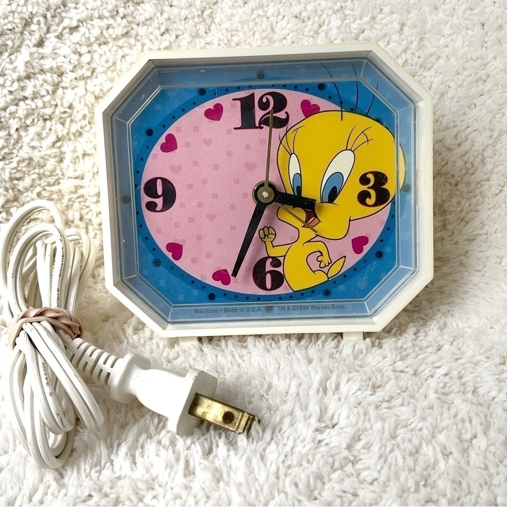 Looney Tunes Tweety Electric Alarm Clock Plastic Vintage 90's